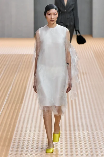 Look 6